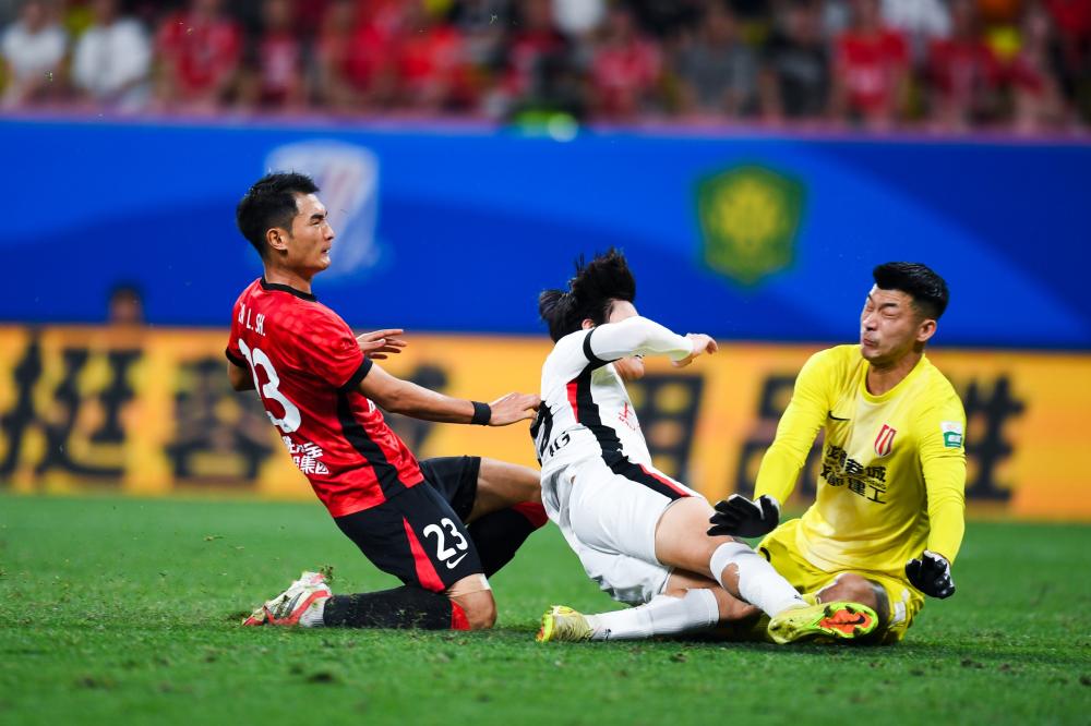 略伦特精彩瞬间回顾与职业生涯辉煌成就解析